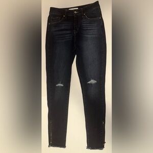 Kancan Women's Size 7/27 Mid Rise Skinny Jeans Ankle Zipper Distressed Dark Wash